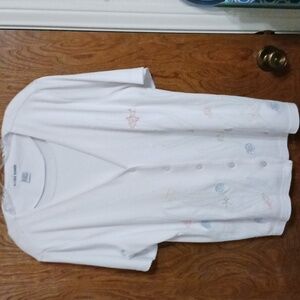 Alfred Dunner 1X top with faux insert, fish/ocean theme good condition